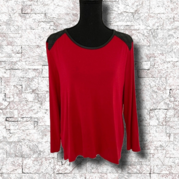 Chico’s Red Top SZ 2 - Picture 4 of 7